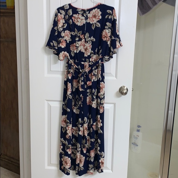 Floral V-Neck  Romper Pants - Picture 5 of 6